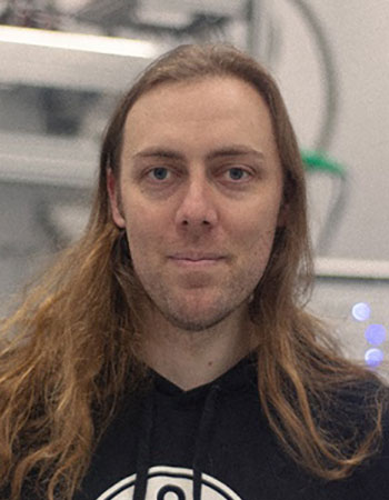 Dr Steven Waddy, a Postdoctoral Research Associate in the Quantum Nanoscience Laboratory