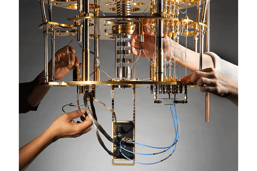 Dilution refrigerator mount for superconducting and spin qubits (QNL)